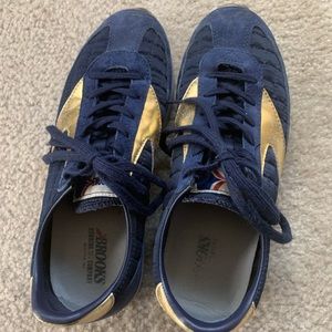 Brooks heritage sneakers.